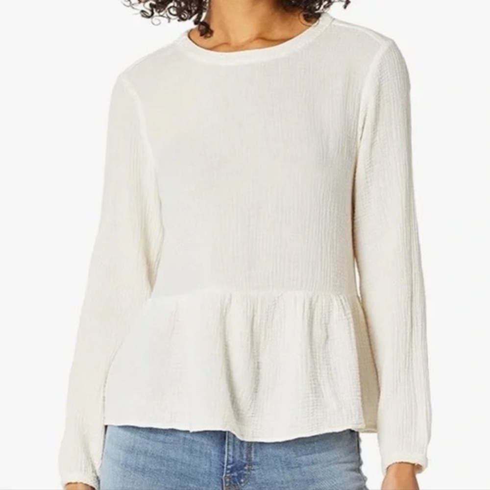 Velvet by Graham & Spencer Cream Peplum Blouse